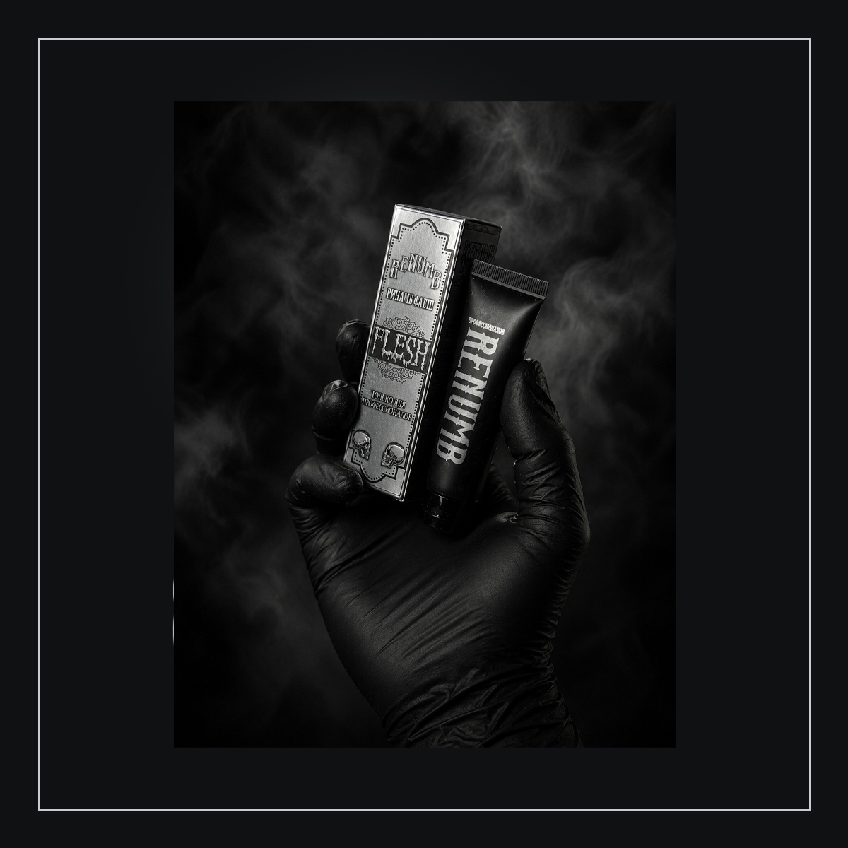 RENUMB FLESH cream detail